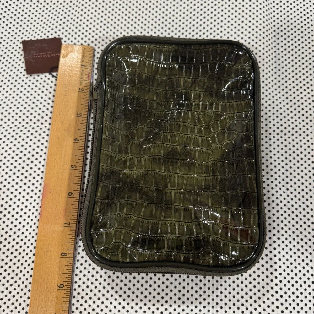 Bare Escentuals Wild Jungle Bag Olive Green Faux Croc Makeup Organizer Vintage